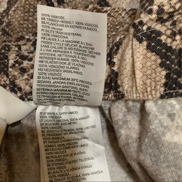 H&M SNAKESKIN BOHO BAGGY LOOSE FIT PULL ON ELASTIC WAISTBAND ANKLE PANTS - Picture 7 of 10